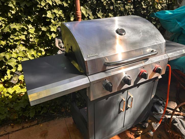 GRATIS BARBEQUE AF TE HALEN IN KRIMPEN AAN DEN IJSSEL, Tuin en Terras, Gasbarbecues, Gebruikt, Ophalen
