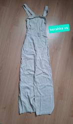 Bershka jumpsuit xs/ tuinbroek bershka xs, Kleding | Dames, Jumpsuits, Overige kleuren, Zo goed als nieuw, Maat 34 (XS) of kleiner