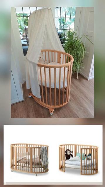 Prachtige Stokke Sleepi Wieg en Ledikantje 2 matrassen Hout beschikbaar voor biedingen