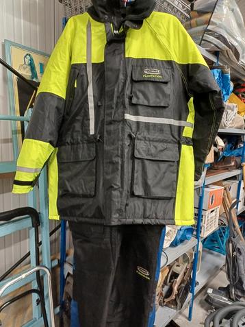 Ultimate Flotation Warmtepak XXL beschikbaar voor biedingen