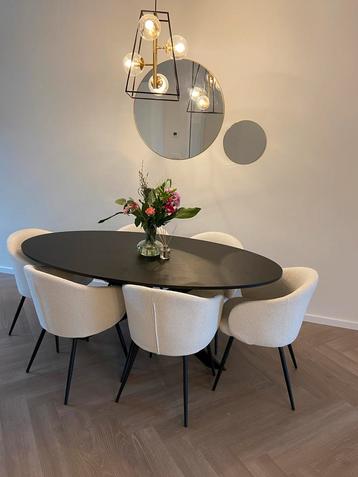 6 Japandi Eetkamer Stoelen beschikbaar voor biedingen