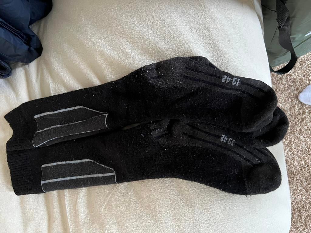 2 paar skisokken, Ophalen of Verzenden, Zo goed als nieuw, Maat 39 t/m 42, Zwart