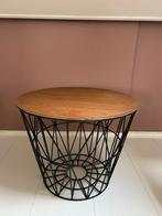 Ferm Living wire baset - Draadmand / bijzettafel - Medium, Huis en Inrichting, Tafels | Bijzettafels, Ophalen, Rond, Metaal of Aluminium