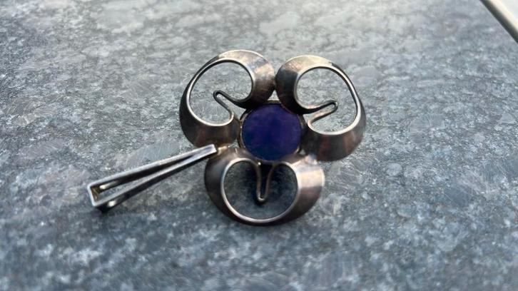 Zilveren hanger amethist - Alton Andersen  Deens   design, Sieraden, Tassen en Uiterlijk, Broches, Gebruikt, Zilver, Paars, 4 tot 7 cm