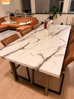 Tafel met stoelen - marmerlook, messing poten, Huis en Inrichting, Tafels | Eettafels, Ophalen, 100 tot 150 cm, 200 cm of meer