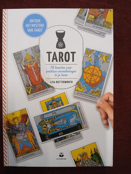 Lisa Butterworth - Tarot + kaarten, Boeken, Esoterie en Spiritualiteit, Zo goed als nieuw, Tarot of Kaarten leggen, Ophalen of Verzenden