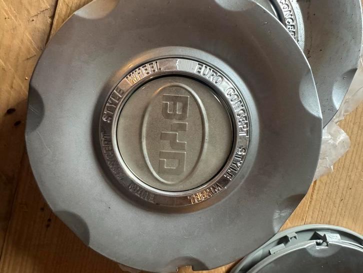 BYD Euro Concept Naafdoppen - Set van 4, Auto diversen, Wieldoppen, Gebruikt, Ophalen of Verzenden