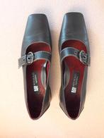 Aerosoles meisjesschoenen halfhoge hak grijs 39 - prima st., Kleding | Dames, Schoenen, Pumps, Ophalen of Verzenden, Aerosoles