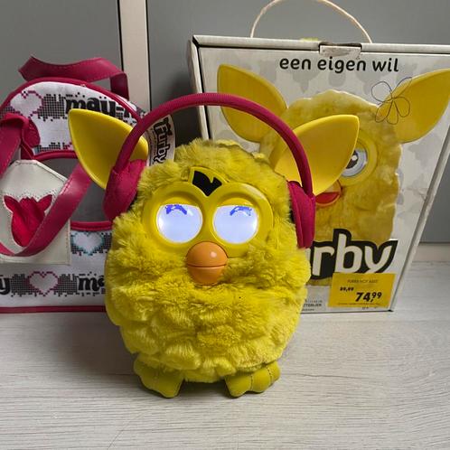 Gele “Sprite” Furby 2012 + accesoires, Kinderen en Baby's, Speelgoed | Overig, Zo goed als nieuw, Jongen of Meisje, Ophalen of Verzenden