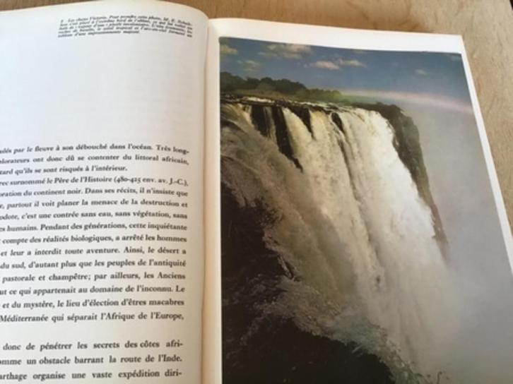 Afrika, Het oerwoud,woestijn,steppe,een enorme vegetatie TOP, Boeken, Reisgidsen, Zo goed als nieuw, Reisgids of -boek, Afrika
