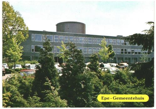 908025	Epe	Gld 1975	Gemeentehuis	Nette oude kaart	Niet Gelop, Verzamelen, Ansichtkaarten | Nederland, Ongelopen, Gelderland, 1960 tot 1980