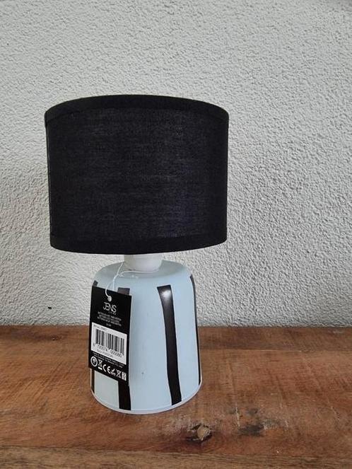 Jens Living led lamp Lily, Huis en Inrichting, Lampen | Tafellampen, Nieuw, Minder dan 50 cm, Ophalen of Verzenden