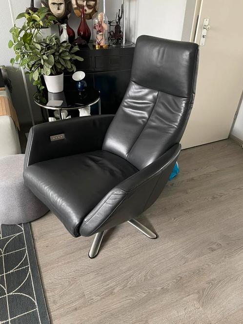 Nette Relaxfauteuil De Toekomst, Huis en Inrichting, Fauteuils, Gebruikt, Leer, 50 tot 75 cm, Ophalen