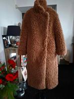 Beige Faux Fur, Teddyjas van Mango maat 38/40, Maat 38/40 (M), Mango, Beige, Ophalen of Verzenden