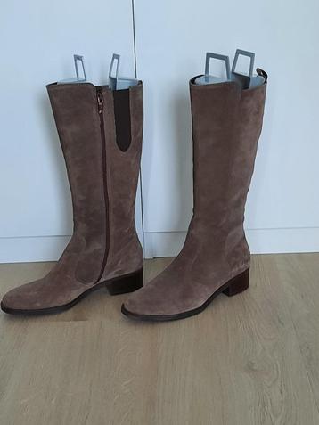 ARA Dames laarzen Taupe beschikbaar voor biedingen