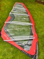 Neilpryde Zone 5.0, Watersport en Boten, Ophalen, Zo goed als nieuw, Zeil, 7 m² of meer