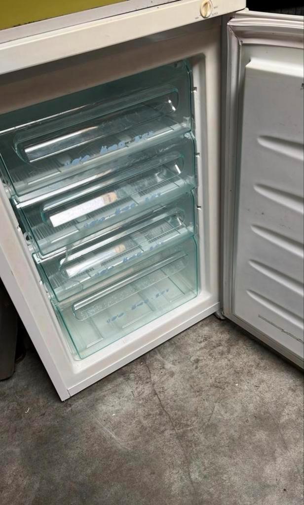 Tafelmodel Vriezer / Diepvries, Witgoed en Apparatuur, Vriezers en Diepvrieskisten, Gebruikt, Vrijstaand, Vrieskast, Minder dan 85 cm