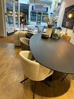 Riva Ovale tafel zwart eiken 4 cm massief met Matrixpoot, Huis en Inrichting, Tafels | Eettafels, 200 cm of meer, 100 tot 150 cm