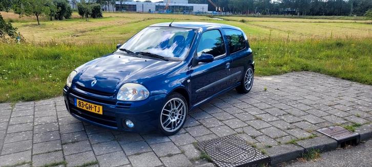 Renault Clio sport 2.0 16V, Auto's, Renault, Particulier, Clio, ABS, Airconditioning, Boordcomputer, Centrale vergrendeling, Elektrische buitenspiegels