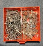 Broche brochures en oorclips, Ophalen of Verzenden, Nieuw, Zilver, Overige materialen