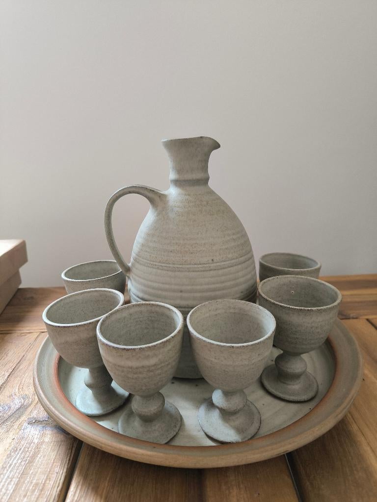 een leuke wijn setje, Beige, Overige stijlen, Ophalen of Verzenden, Zo goed als nieuw