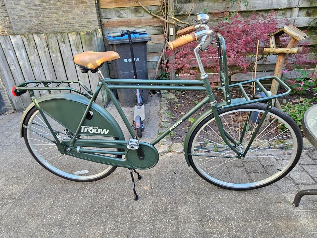 Transportfiets Bremerton  Trouw, Fietsen en Brommers, Fietsen | Oldtimers, Ophalen