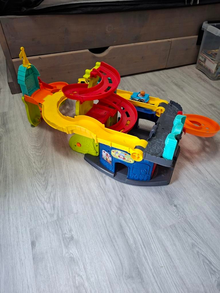 Little people Zit en sta garage 2 in1, Kinderen en Baby's, Speelgoed | Vtech, Ophalen of Verzenden, Zo goed als nieuw, 2 tot 4 jaar