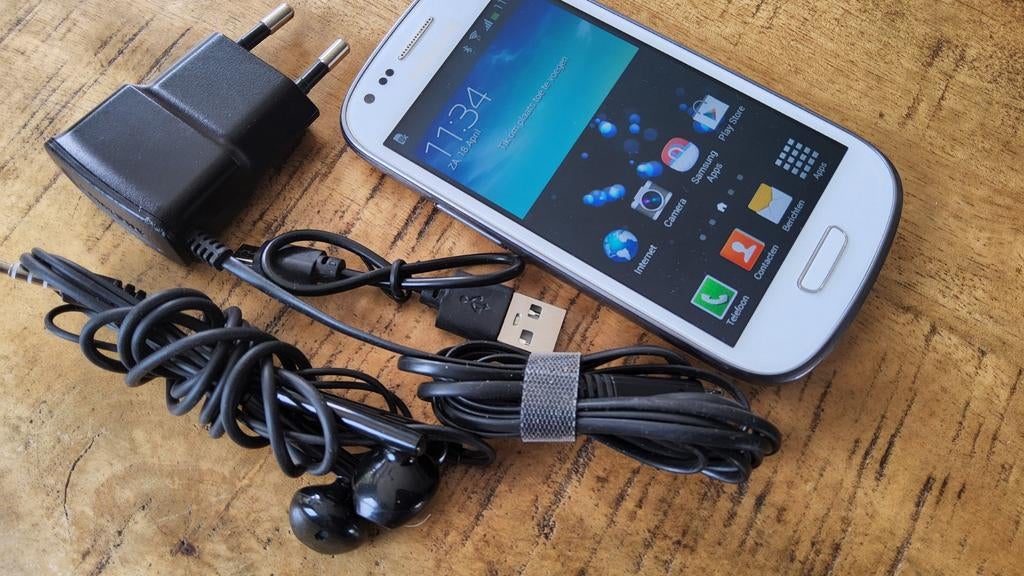 Samsung Galaxy S3 Mini in het wit. De telefoon is als nieuw, Telecommunicatie, Mobiele telefoons | Nokia, Ophalen of Verzenden