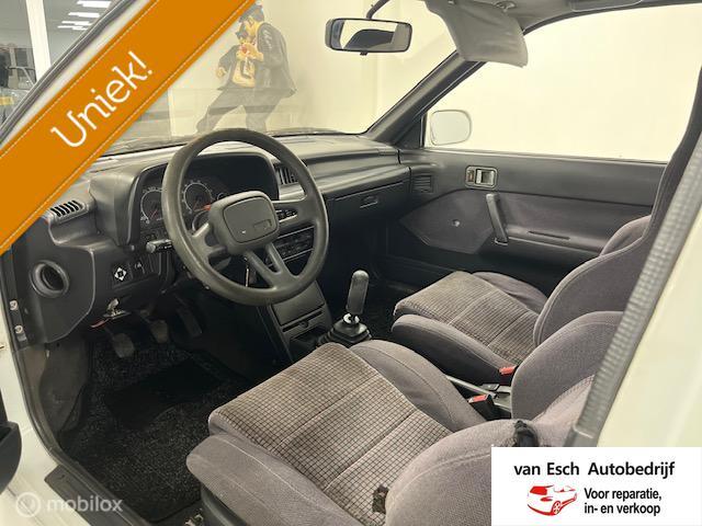 Suzuki Swift 1.3 GTI I zeldzaam I uniek I nieuwe apk, Auto's, Gebruikt, Zwart, 4 cilinders, Bedrijf