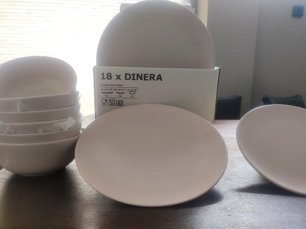 Servies set 18 delig, Huis en Inrichting, Nieuw, Ophalen of Verzenden, Bord(en), Effen