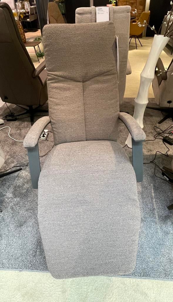 Pantoli relaxfauteuil, Ophalen, Minder dan 75 cm, Zo goed als nieuw, Stof