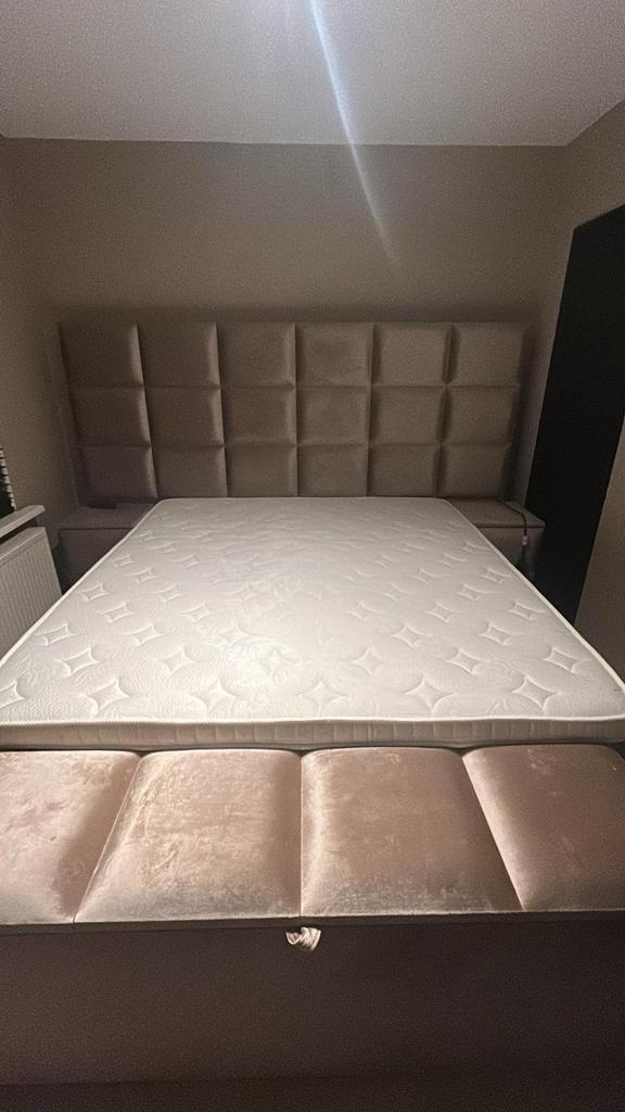 Boxspring 180x200 beige taupe Eric Kuster stijl, Huis en Inrichting, Ophalen, Gebruikt, Beige, Tweepersoons