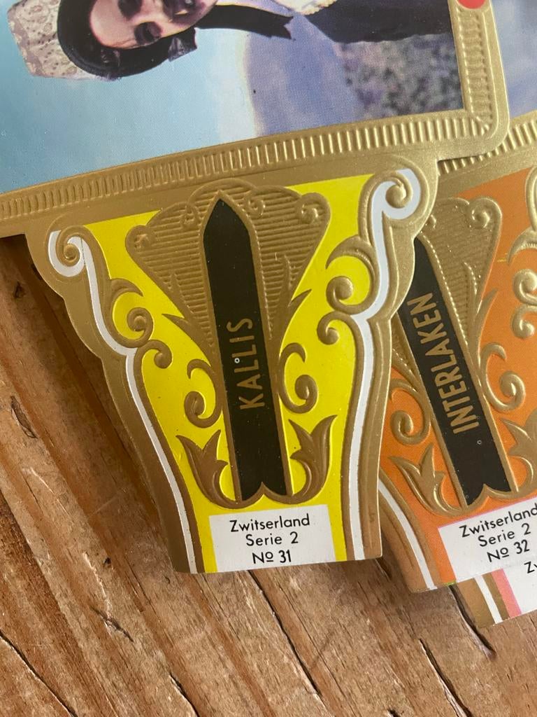 Vintage Zwitserland Serie 2 sigarenbandjes (diverse), Ophalen of Verzenden, Zo goed als nieuw, Overige typen