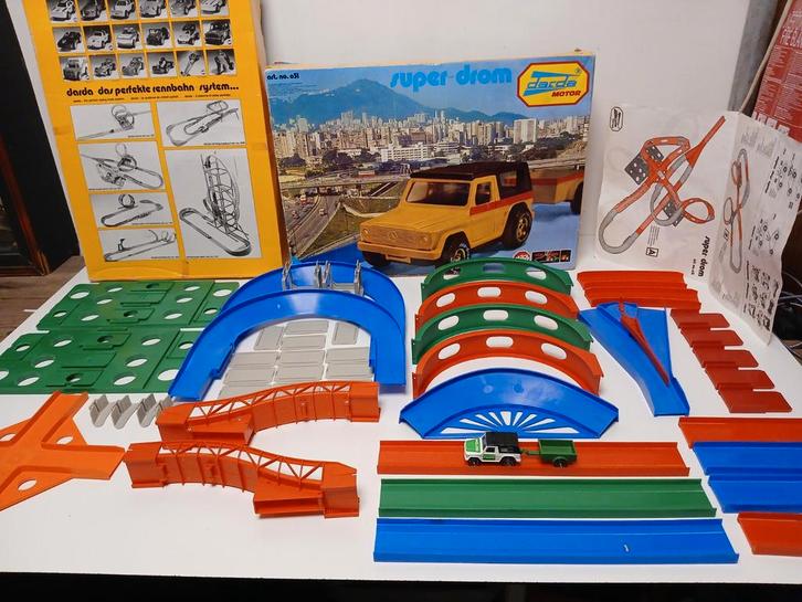 Vintage darda super drom no. O51 met mercedes GE + aanhanger, Kinderen en Baby's, Speelgoed | Racebanen, Elektrisch, Overige merken