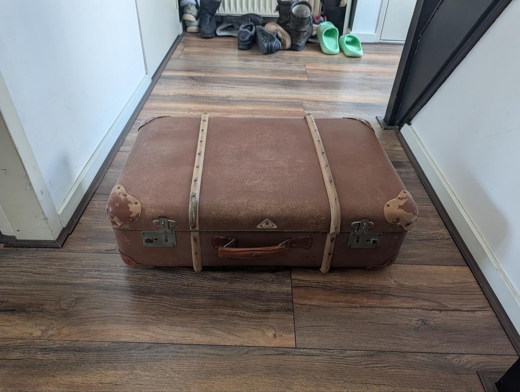 Decoratie koffer, Ophalen, Gebruikt, Hard kunststof, 45 tot 55 cm