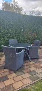 Bois le duc tuinstoelen met ronde tafel, Ophalen, Kunststof, Gebruikt, 3 zitplaatsen