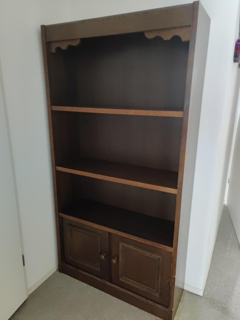 Boekenkast, klassiek eiken, Ophalen, Klassiek, Eikenhout, 50 tot 100 cm