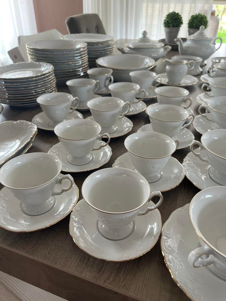 Wawel servies set wit met gouden rand! Compleet!, Ophalen