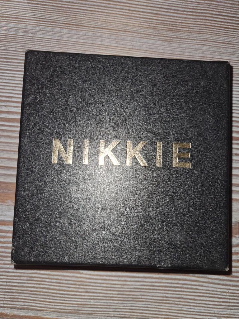 Nikkie oorbellen goud, Ophalen of Verzenden, Nieuw