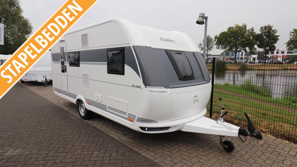 Hobby De Luxe 490 KMF - MODEL 2026 - 1800KG - 681, Dwarsbed, Hobby, Bedrijf, Treinzit