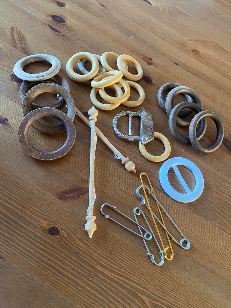 Knopen en andere hobbyspullen, Hobby en Vrije tijd, Naaien en Fournituren, Ophalen of Verzenden, Zo goed als nieuw, Knoop of Knopen