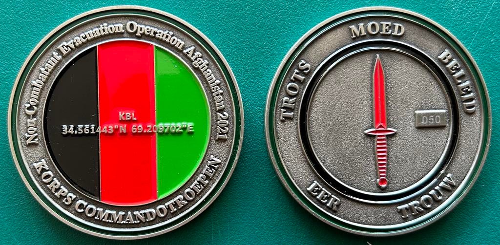 4 coins KCT evacuaties met commando’s, Verzamelen, Ophalen of Verzenden, Landmacht, Nederland, Embleem of Badge