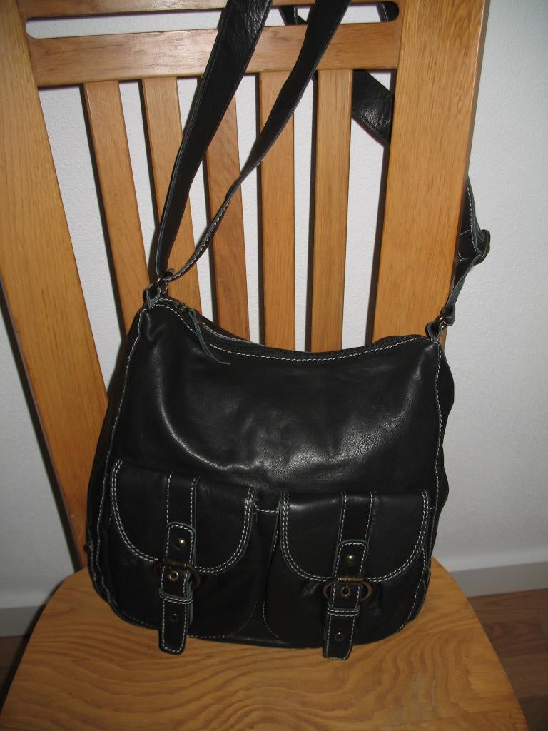 Leren Crossover Schouder Tas Zwart / Witte stiksels, Ophalen of Verzenden, Nieuw, Zwart, Leer