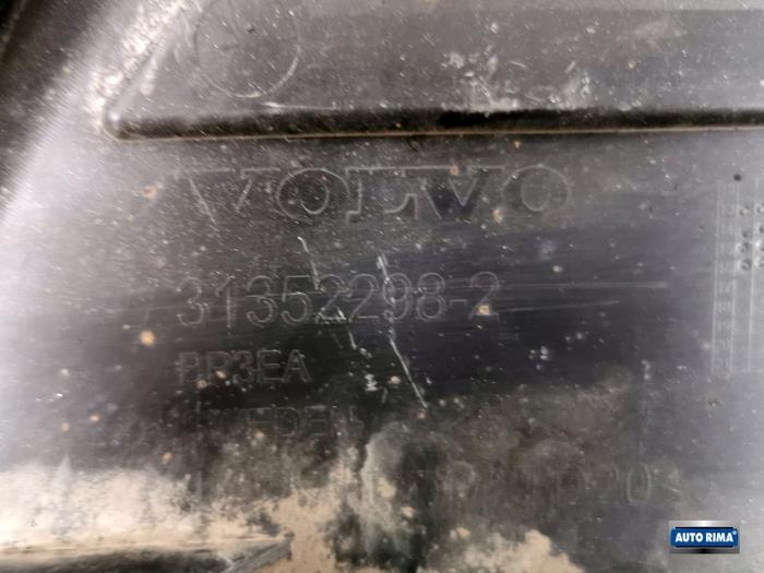 Bumper onderplaat van een Volvo V60, Auto-onderdelen, Gebruikt, -, -, Ophalen of Verzenden