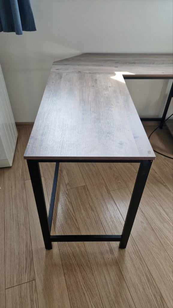 Vasagle hoekbureau, Ophalen