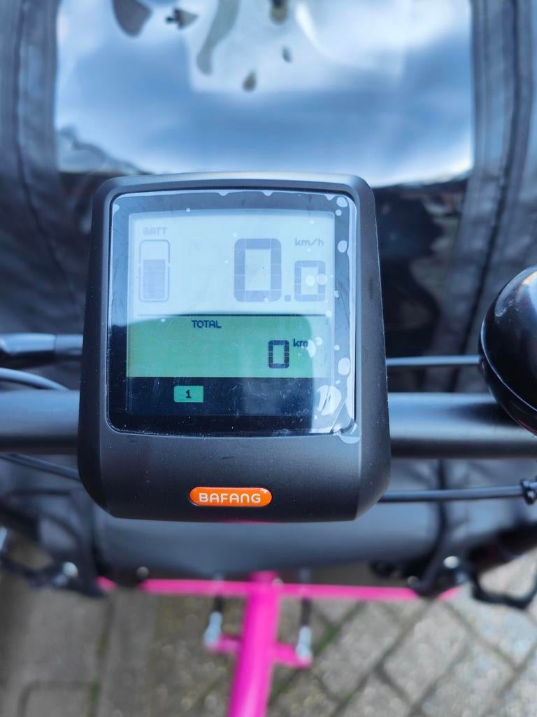 Super mooie roze bakfiets, 4 kinderen of meer, Elektrisch, Zo goed als nieuw, Ophalen