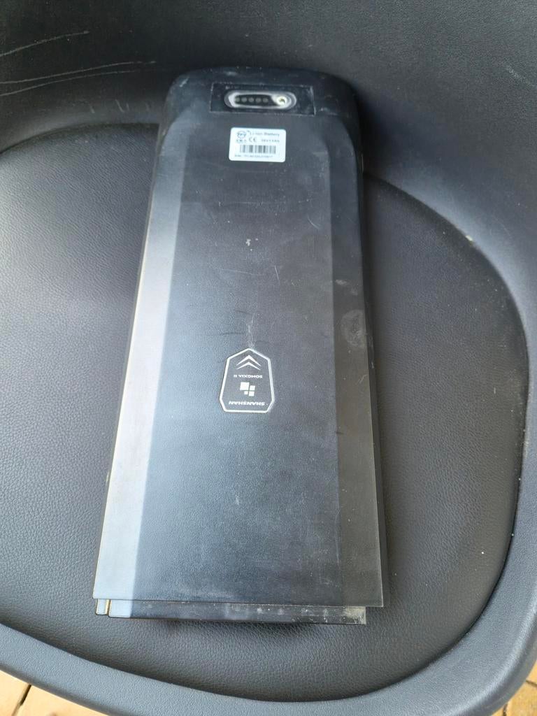 Amigo elektrische fiets accu 36V 13Ah, Ophalen of Verzenden, Gebruikt