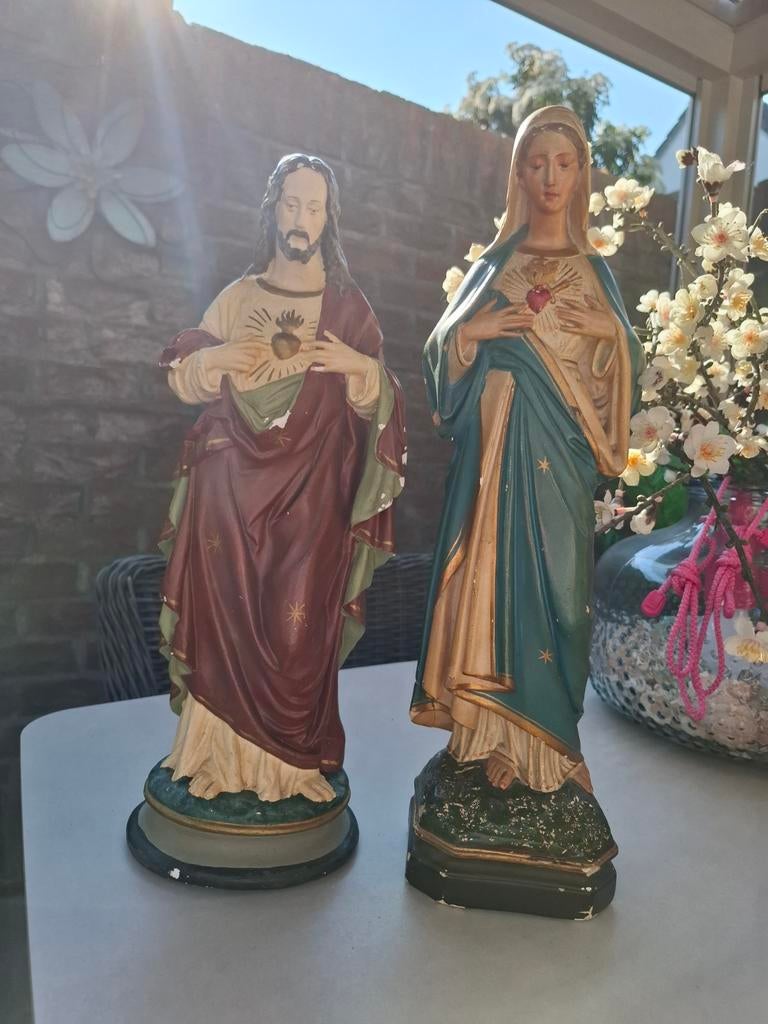2 heilige hartbeelden, Ophalen of Verzenden