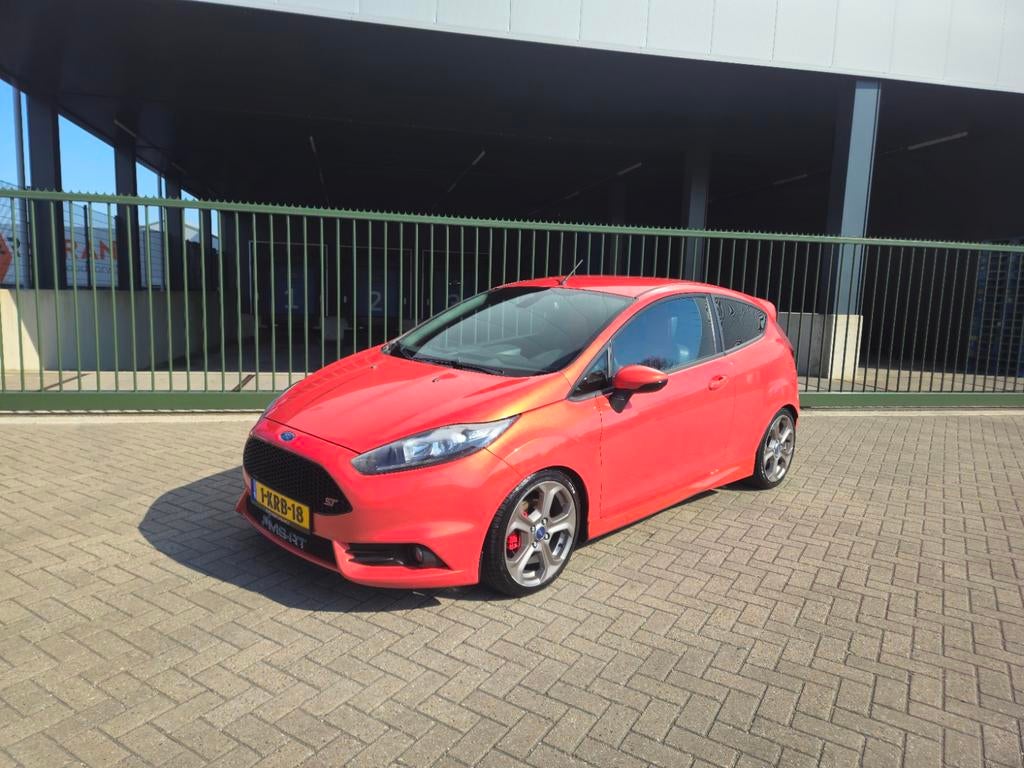 Ford Fiesta ST180 / ST2 1.6 ecoboost / NWE APK / Mooie auto!, Voorwielaandrijving, 1596 cc, 1063 kg, Leder en Stof
