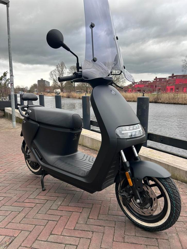 Segway E125S 45km Scooter 1700km!!! Als Nieuw 2024!!!, Fietsen en Brommers, Scooters | Overige merken, Zo goed als nieuw, Elektrisch